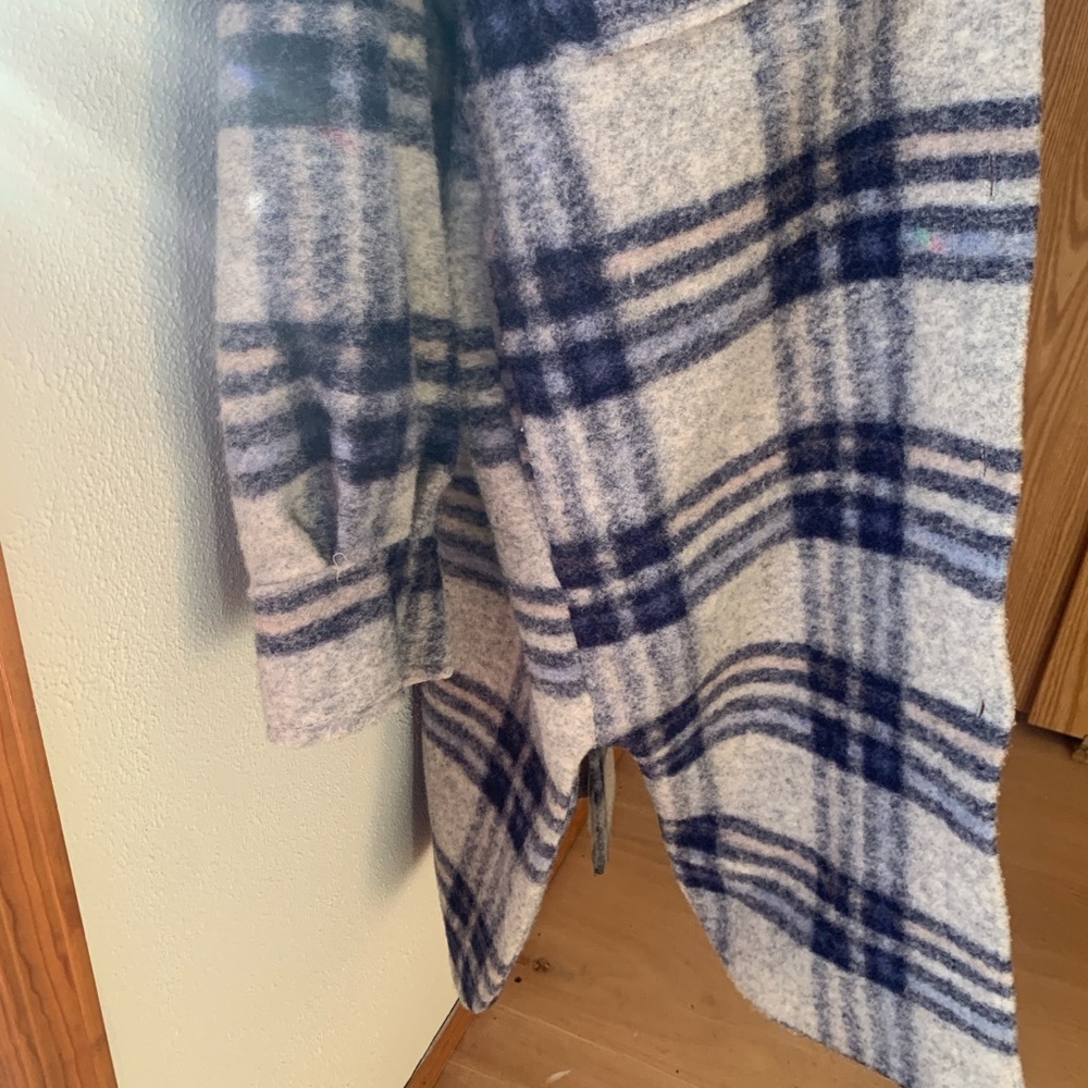 H&M Plaid wool blend long shacket - Picture 7 of 8